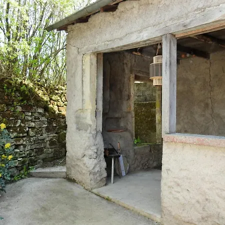 De Charme Avec Jardin Clos, Terrasse Couverte Et Poele A Bois A Breuvannes-en-bassigny - Fr-1-611-44 Holiday home *