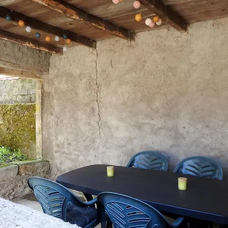 De Charme Avec Jardin Clos, Terrasse Couverte Et Poele A Bois A Breuvannes-en-bassigny - Fr-1-611-44 Holiday home Breuvannes